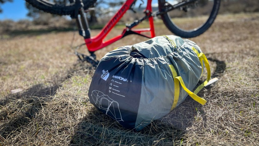 the north face wawona 6 - the wawona 6 bag makes cleanup easy, but it doesn't cinch down very...