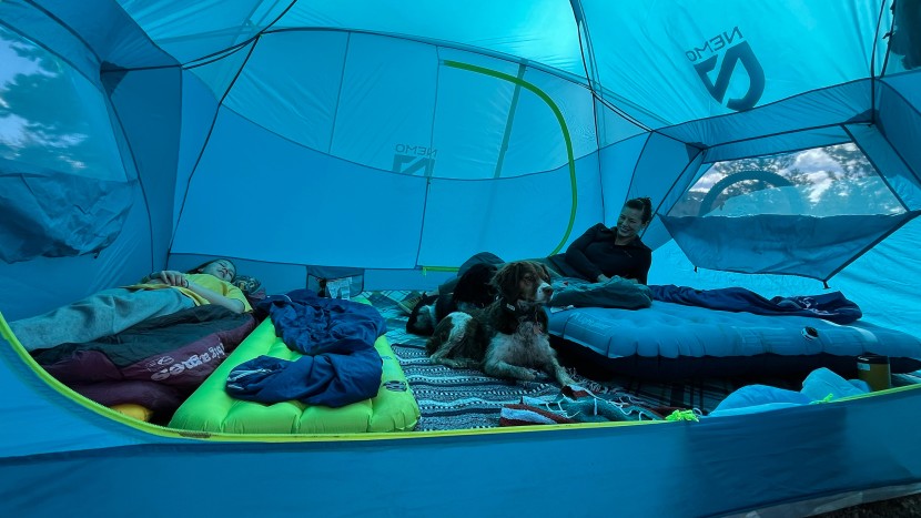 nemo aurora highrise 6 - the large floor plan of the nemo aurora highrise 6 fits a family of...