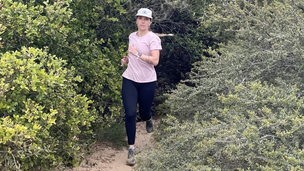 running shirt womens - the arc'teryx taema is one of the highest-scoring running shirts for...