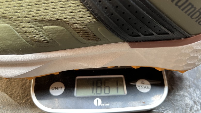 columbia facet 75 outdry - checking the facet 75's weight on our own scale.