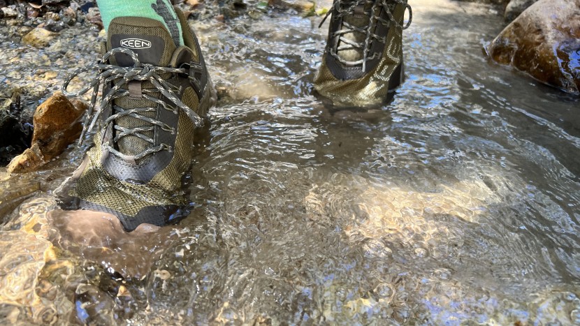 keen nxis evo waterproof - a lower flood height means these can't go as deep as other shoes...
