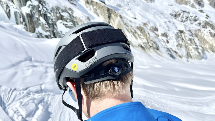 smith summit mips helmet - the smith summit mips has a super comfortable, boa click-wheel...