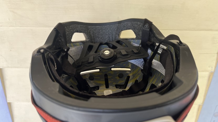 the summit mips has some great features, including two minimalist...