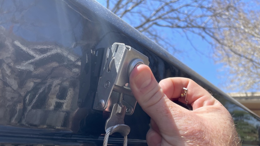 ikamper skycamp 3.0 mini - it's great that the ikamper has locking latches, but you can't close...