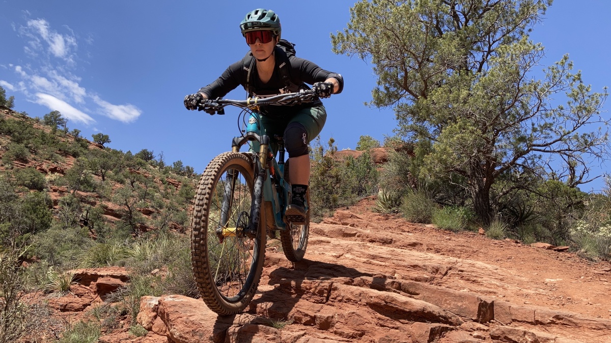 How to Choose Mountain Bike Flat Shoes for Women