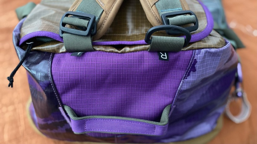 the removable backpack straps are very quick and easy to connect or...