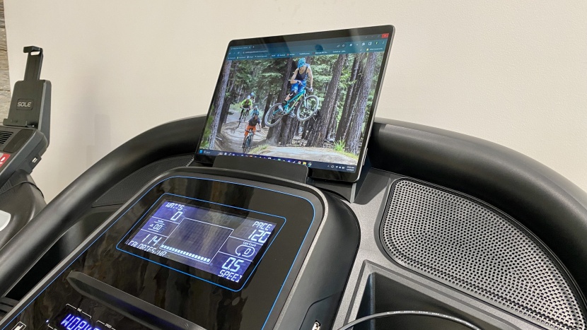 showing 2 locations for a tablet, high for running or low for walking.