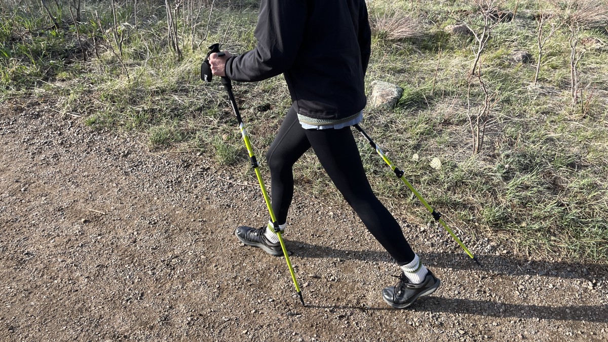 TrailBuddy Gear Aluminum Cork Review (Testing the TrailBuddy Gear Aluminum Cork on a light hike in Utah.)