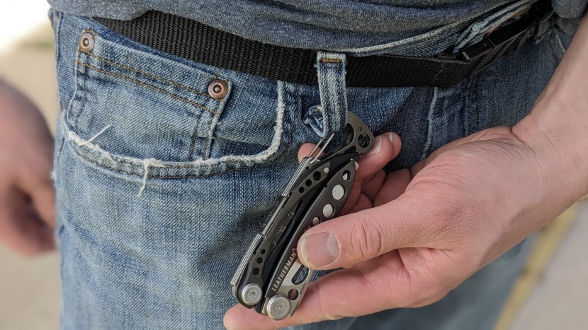 leatherman skeletool cx - the clip on the skeletool cx makes this multi-tool inherently more...