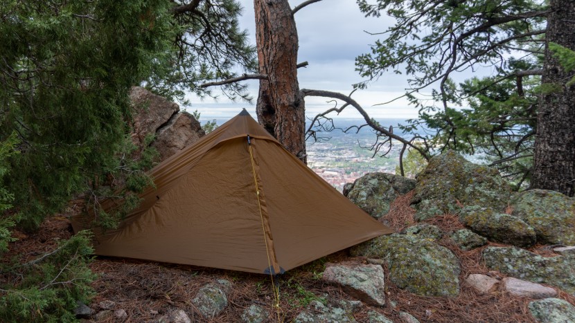 ultralight tent - properly staking out a tent is vital to survive a storm safely and...