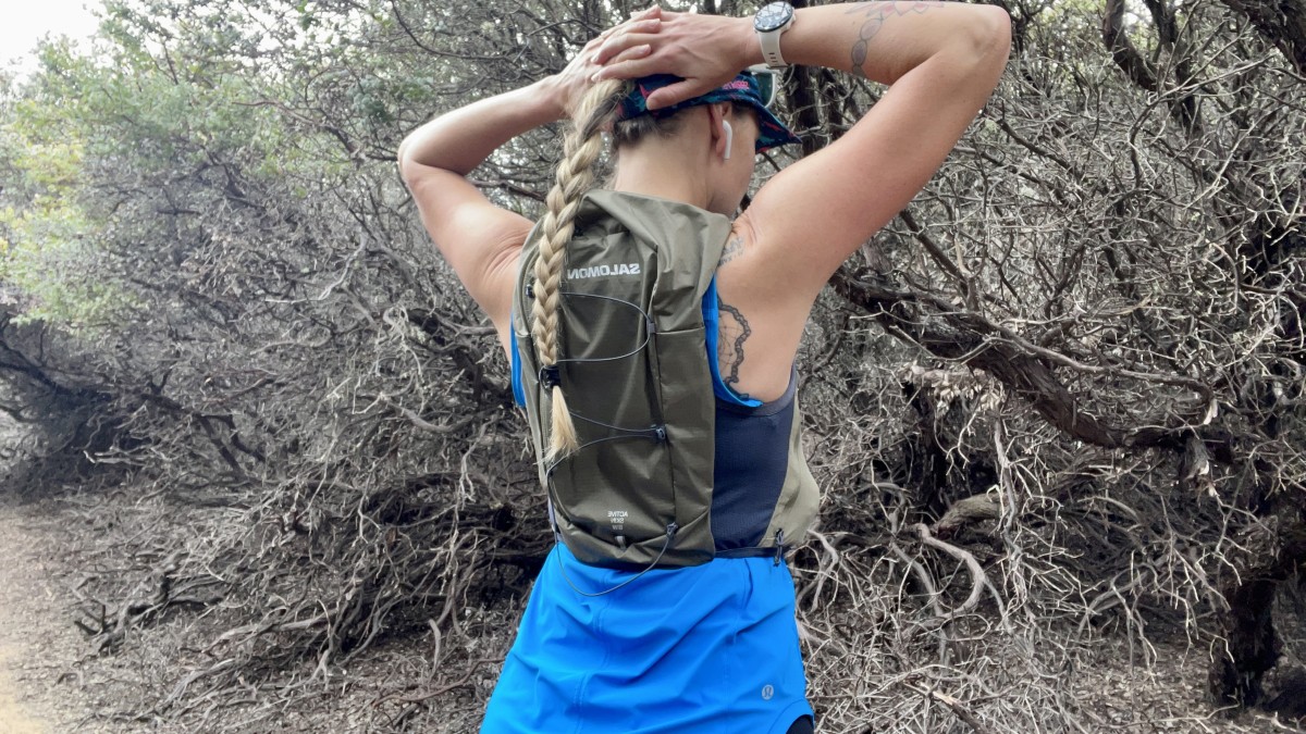 Salomon Active Skin 8 - Women's Review (This hydration vest is comfortable whether is has 500mL of water or 3L.)