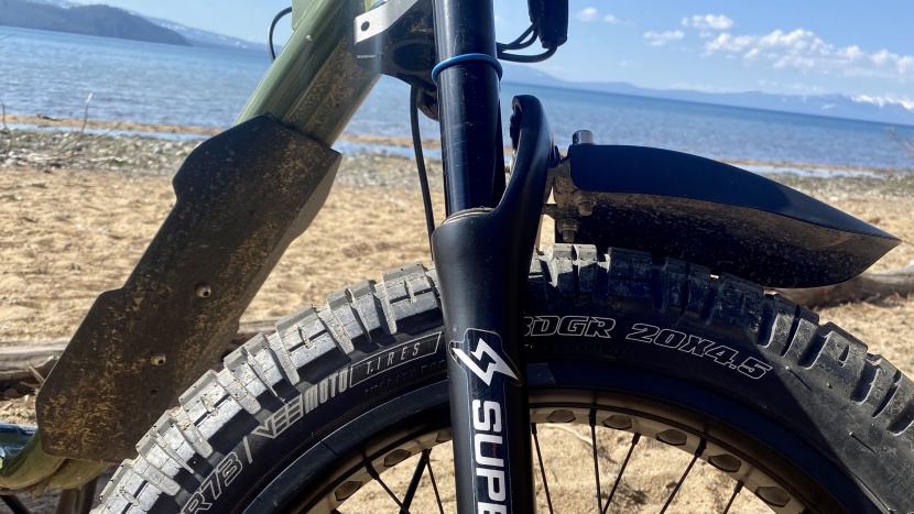 super73 s2 - combining a duck bill fender and a downtube guard still left us...