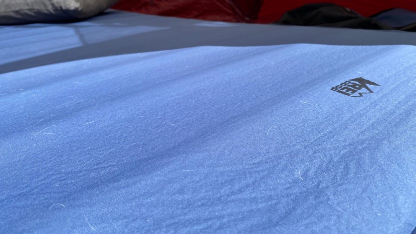 rei co-op camp dreamer xl - the pronounced ridges on the camp dreamer are not at all noticeable...