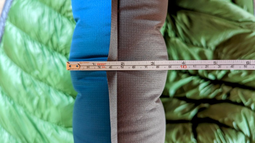 the quasar 3d insulated is a plush 3.5 inches thick.