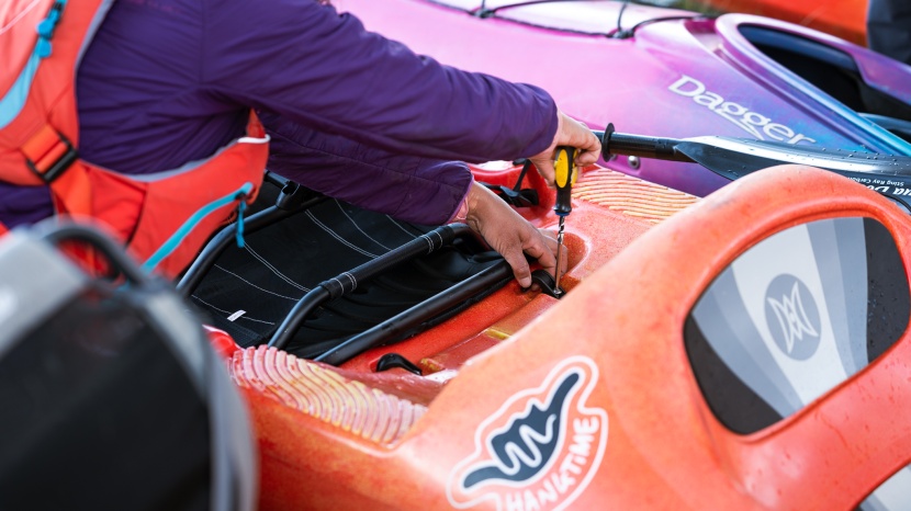 perception hangtime - once installed, the seat doesn't fold fully flat, which was somewhat...