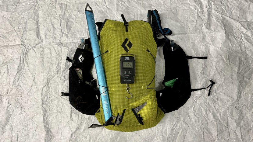 our sample kit weighed roughly 11 lbs and is what we'd limit...