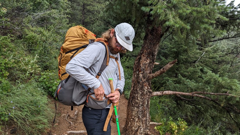rei co-op trailmade 60 - the hip belt pockets are big enough for a large smartphone plus a...