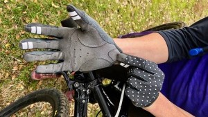mountain bike gloves