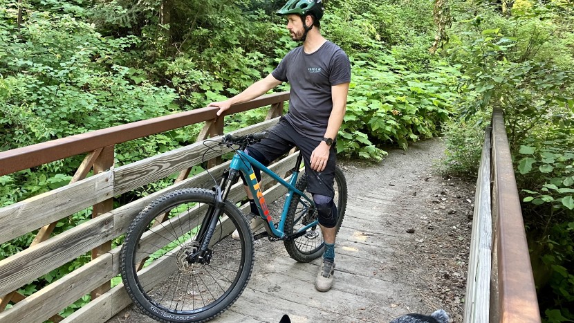 trek roscoe 7 - the trek roscoe is all about exploring and a sense of adventure.