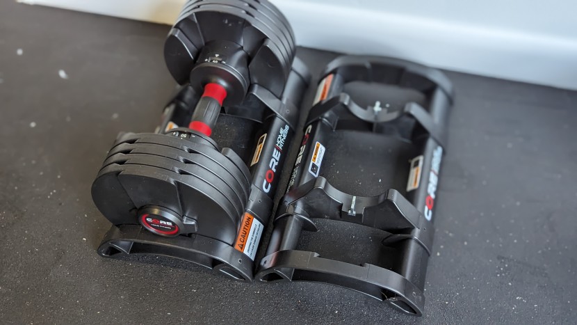 core home fitness adjustable set - grooves on each weight align with the racks to help guide the core...