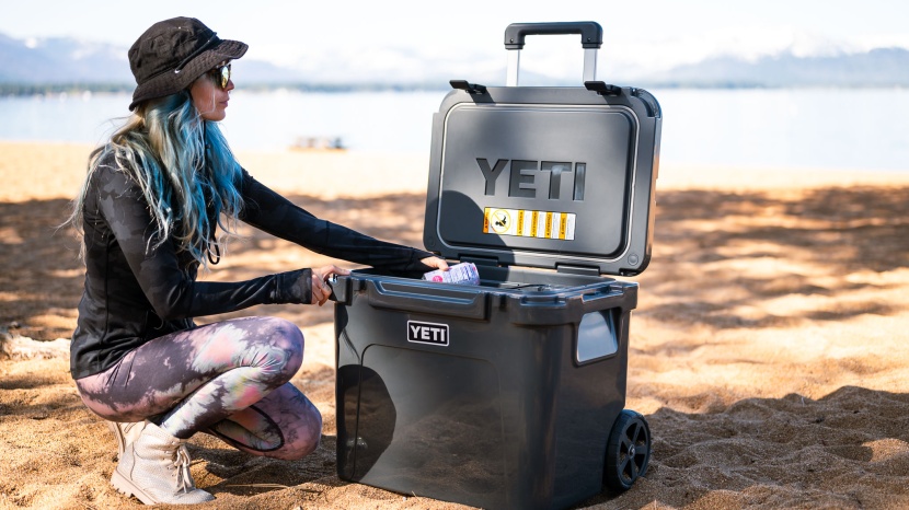cooler - even with the handle up, you can still easily get into the yeti...