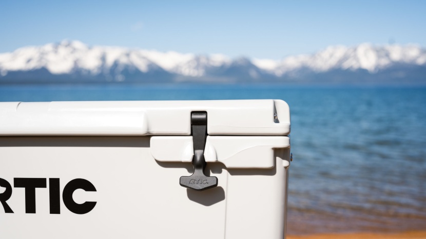 rtic 65 - like many of the other t-shaped latches, these are easy to grasp but...