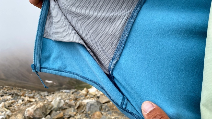 arc'teryx kyanite lightweight hoody - the fleece is thin which helps a little with breathability but...