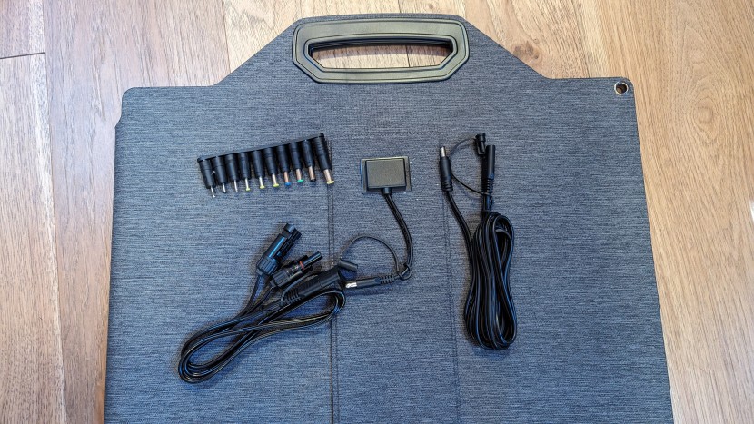 bigblue solarpowa 100 etfe - the solarpowa doesn't have a place to store the charging cables, so...