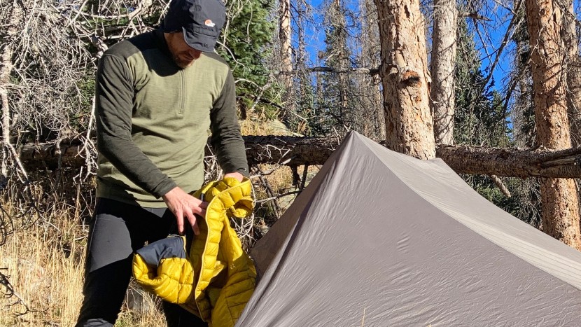 base layer men - one usually benefits from wearing a heavier and thus warmer base...