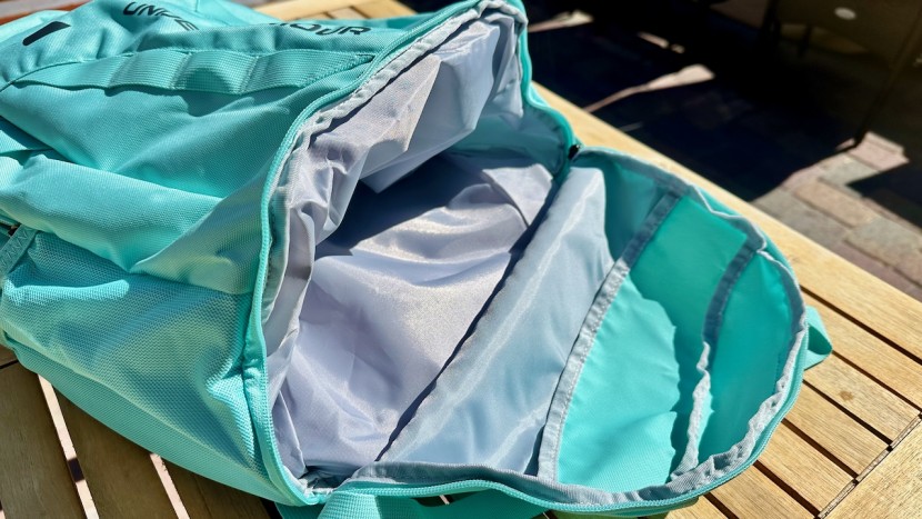 we loved the soft-topped bottom compartment on the under armour...