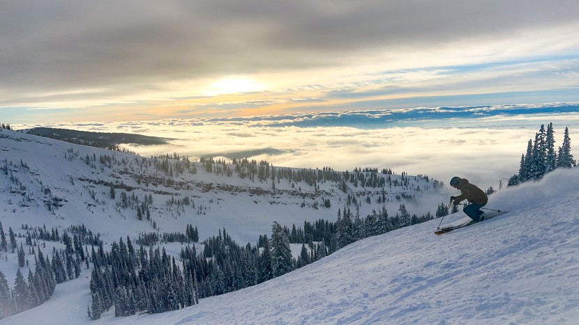 salomon qst echo 106 - we did some testing inbounds. here, last light on a mid-winter day...