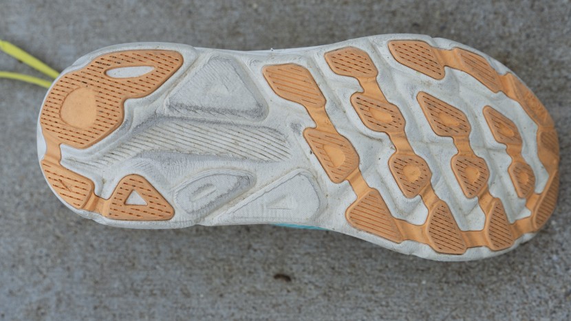 hoka clifton 9 - between the sidewalls and wide base, the clifton is a good choice...