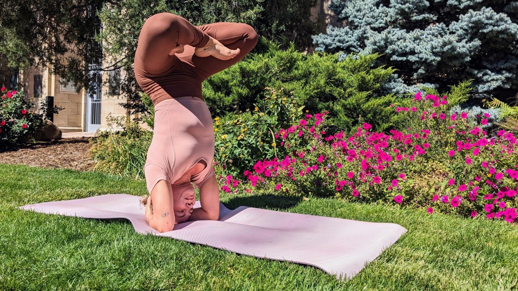 lululemon the mat - no matter what style of yoga you practice, the mat gives a...