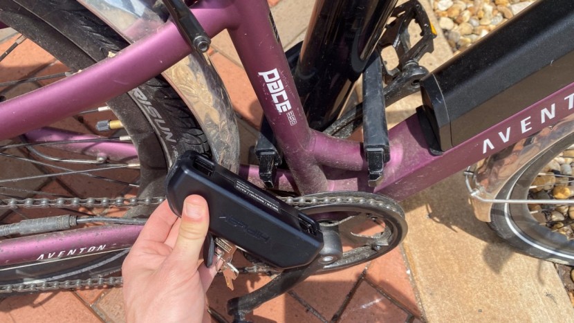 hiplok d1000 bike lock - the shackle of the lock was too small for us to lock our bike to...