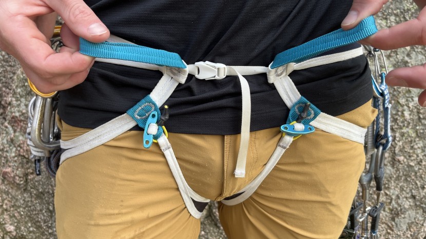 climbing harness - the minimally-adjustable waist strap on the choucas light.