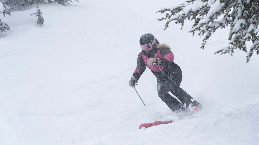 despite the only 94 millimeter waist, the elan feels like a much...