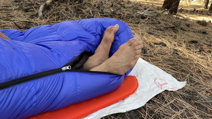 western mountaineering ultralite - one benefit of the long zipper is easy ventilation of the lower bag.