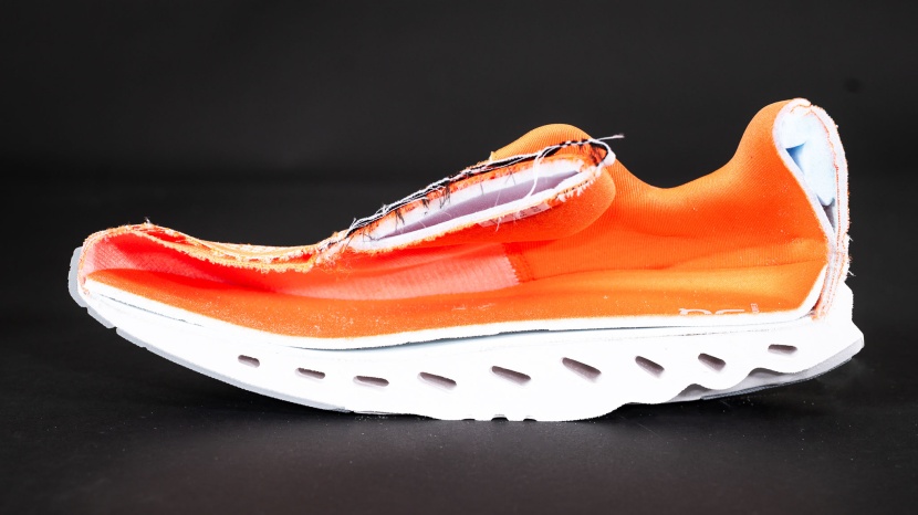 on cloudsurfer - when the shoe is cut in half, it's easy to see why we felt unstable...