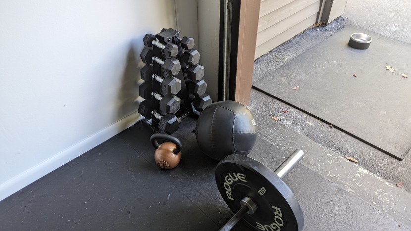 cap coated hex set with rack - a home gym can get crowded quickly; the cap storage rack helps keep...