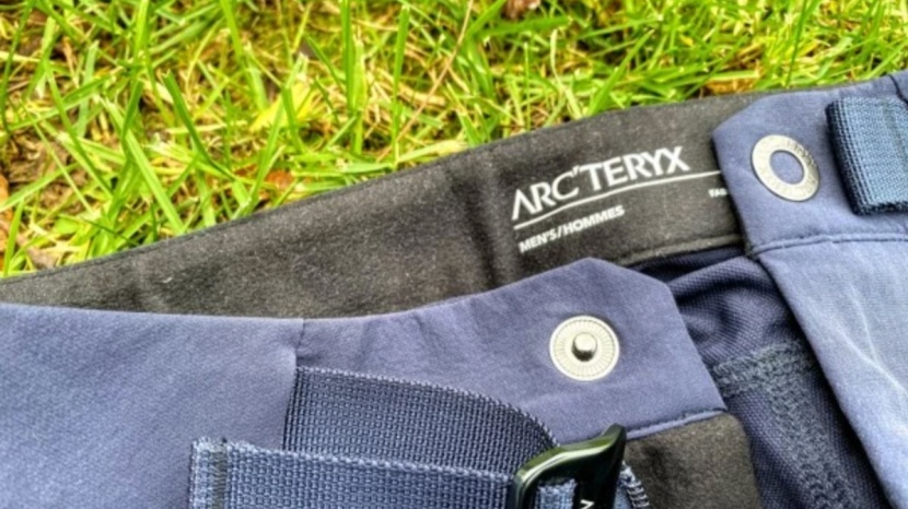arc'teryx gamma pant - the lined waist and blunted corner near the snap make for a...