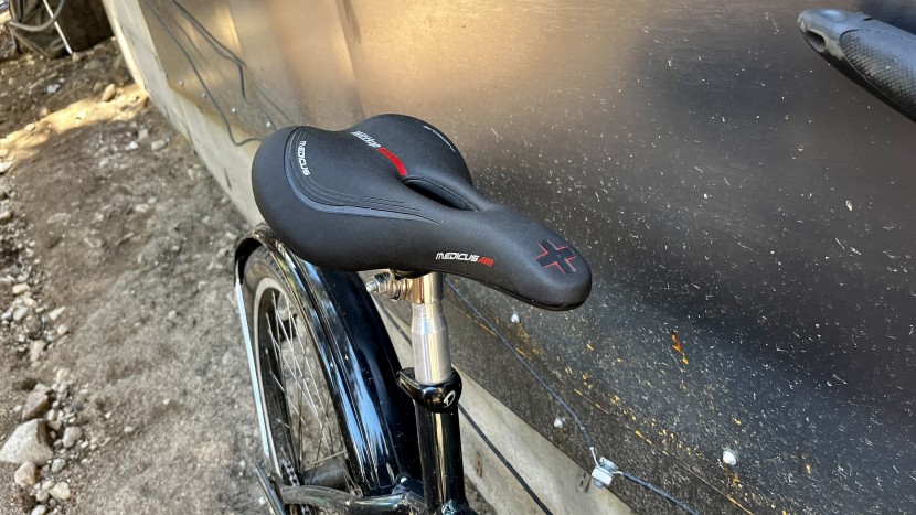 bike seat - some comfort bike seats offer enough versatility for long or short...