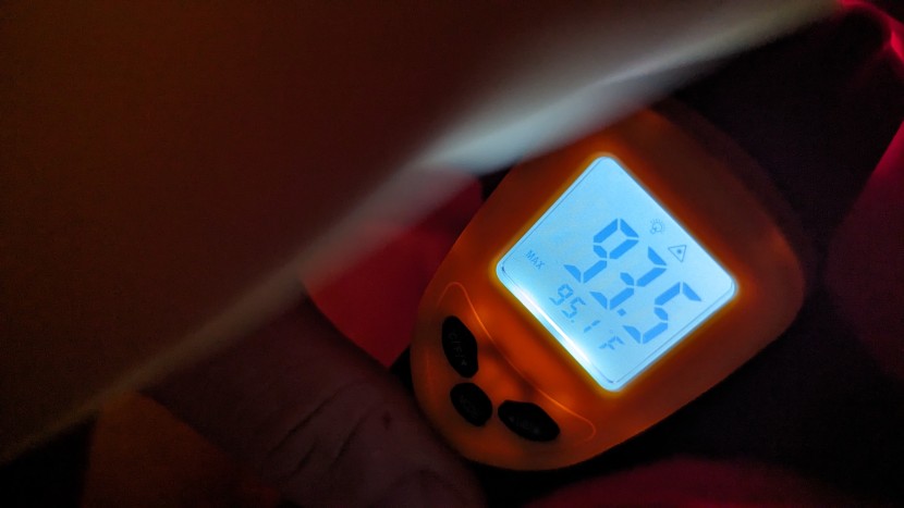 rei co-op siesta hooded 20 - scoring big on our temp tests. after lying in our siesta for five...