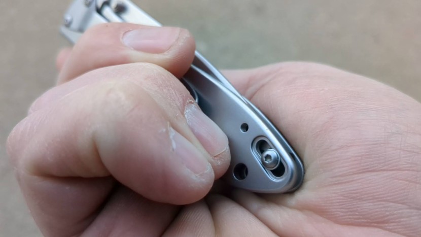 pocket knife - the closed blade lock of the kershaw leek. annoyingly, this knife...