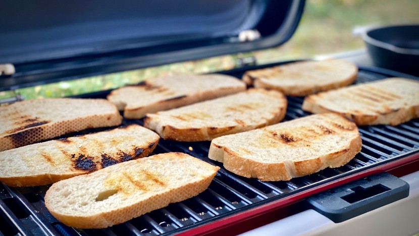weber traveler - our toast test relieved an evenly heated cooking surface with a few...