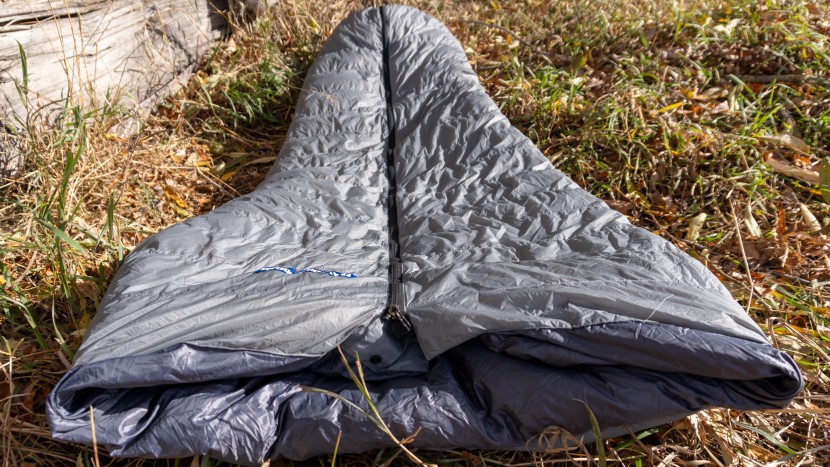 feathered friends flicker 40 ul - this full-length zipper does an incredible job at modulating how...