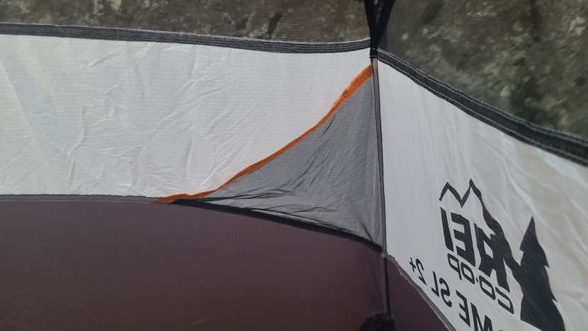 the triangular pockets in each corner of the tent are less secure...