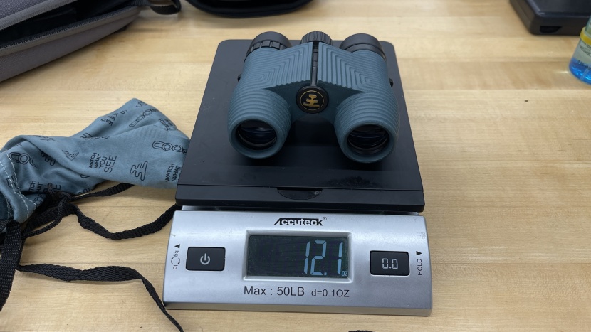 nocs provisions 8x25 waterproof - the nocs provisions 8x25 waterproof are very light.