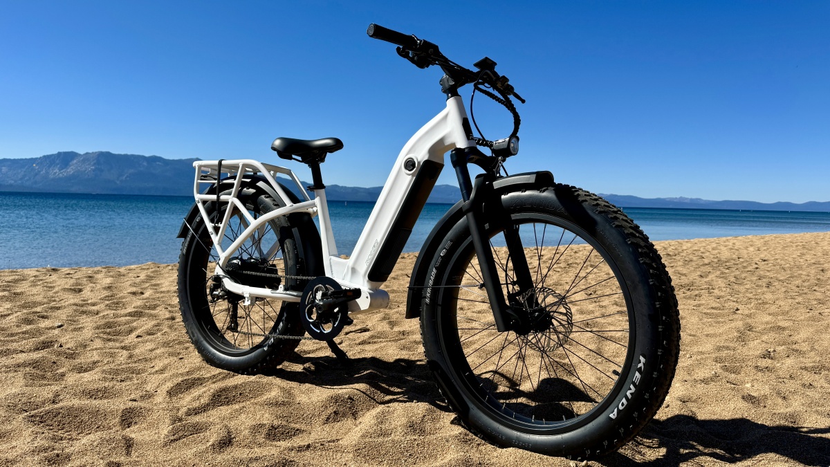 Ride1Up Rift ST Review (With a long wheelbase, suspension fork, and wide, shock-absorbing tires, the Rift is quite comfortable.)