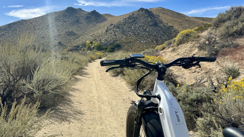 ride1up rift st - the rift makes an excellent companion for exploring the outdoors.