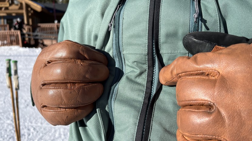 686 smarty 3-in-1 form insulated - the front zipper and chest pocket zippers aren't waterproof, but are...